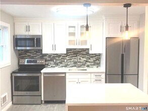 Building Photo - 1283 Hope St