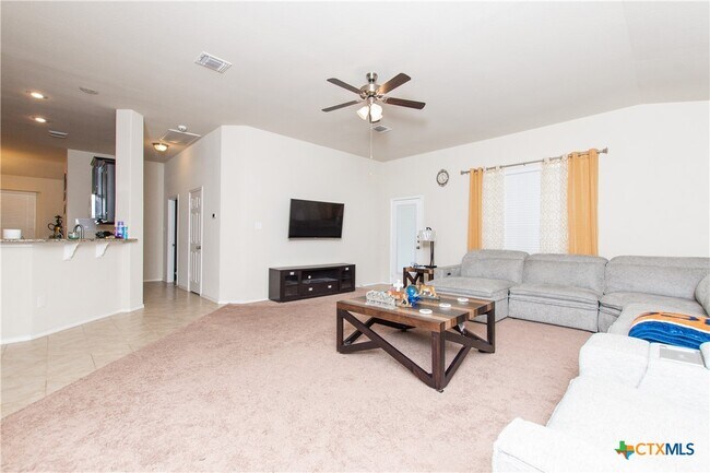 Foto del edificio - 4913 Prewitt Ranch Rd