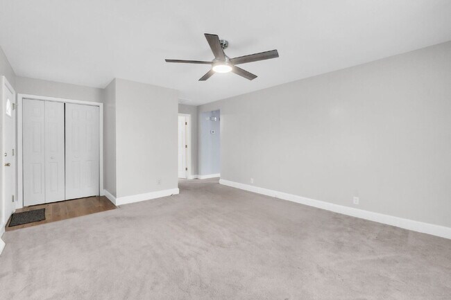 Foto del edificio - Warm & Welcoming 2 Bed, 2 Bath Home with Solar Panels and Spacious Yard