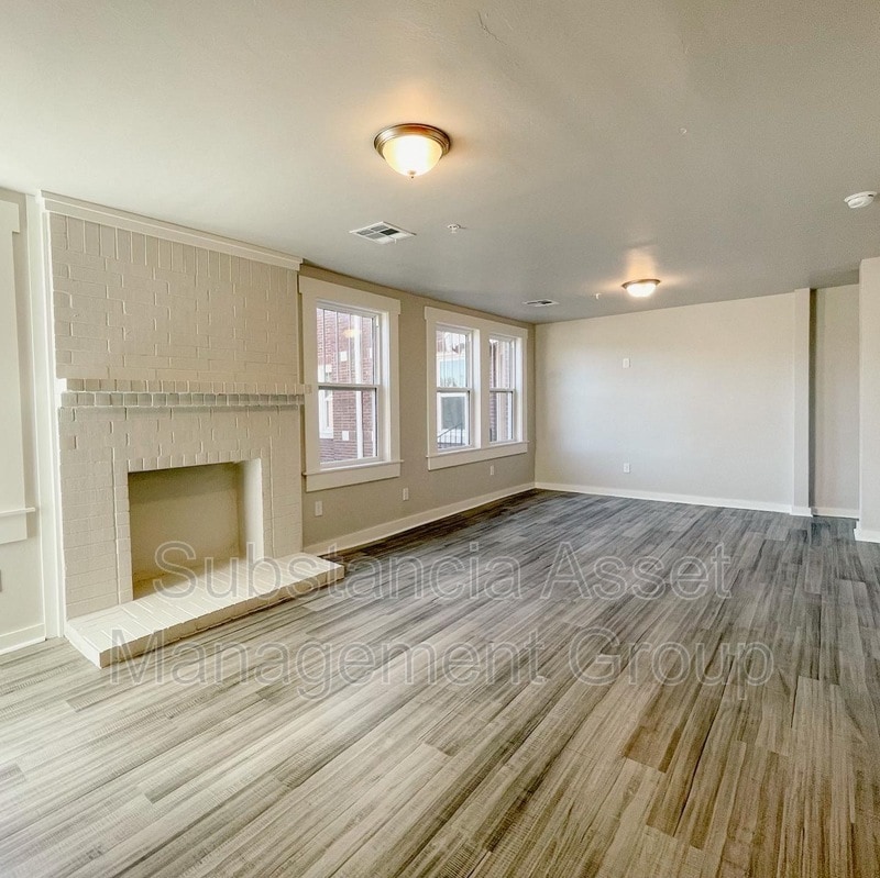 Photo - 727 Culbertson Drive - 421