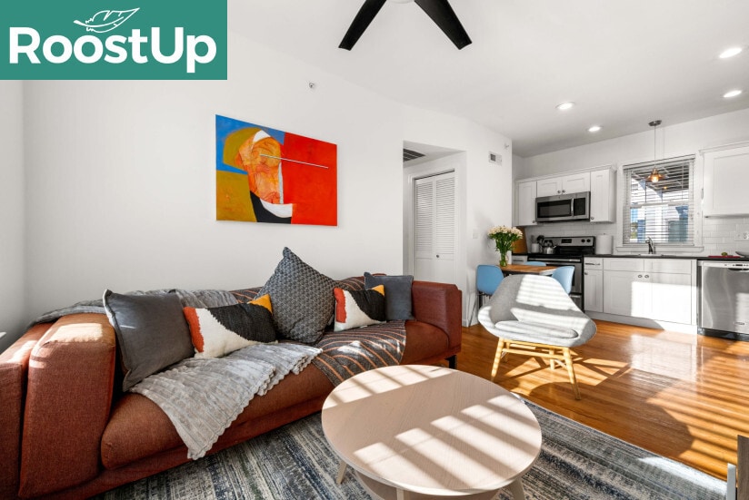 New RoostUp Furnished Private Bedroom in E... - New RoostUp Furnished Private Bedroom in E...