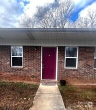 Building Photo - 412 Killian Ave