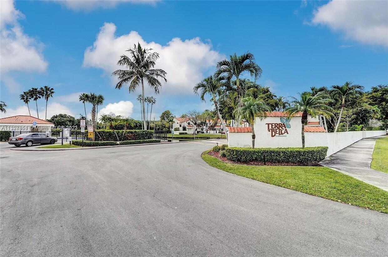 11760 Terra Bella Blvd, Plantation, FL 33325 Townhome Rentals in