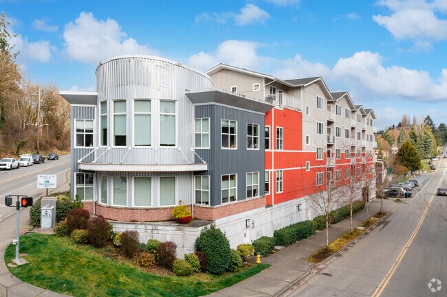 Building Photo - 25th Place Condominiums