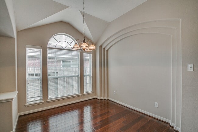 Foto del edificio - 10914 Tattershall Ln