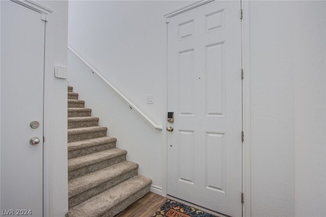 Building Photo - 226 Callen Falls Ave