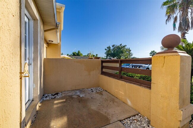 Foto del edificio - 3128 Sandy Shore Ln