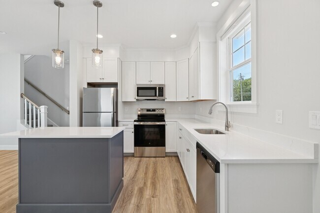 Building Photo - 1 Hoxton Ln