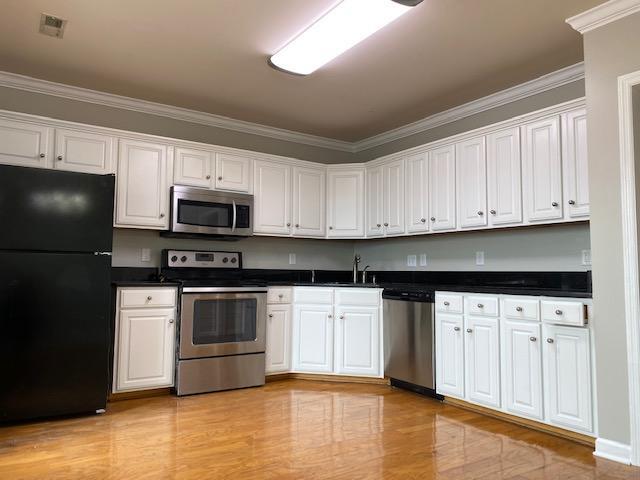 Building Photo - 1602 Brentwood Point