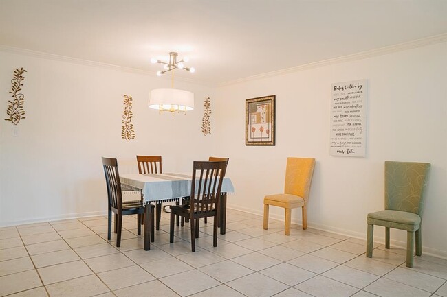 Foto del edificio - 6313 Crab Orchard Rd