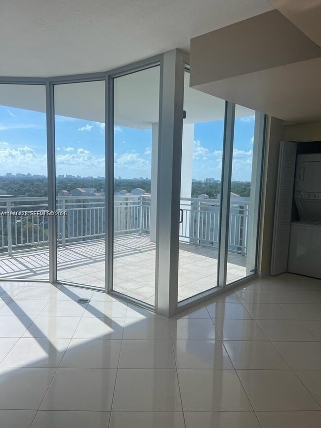 Foto del edificio - 2021 SW 3rd Ave