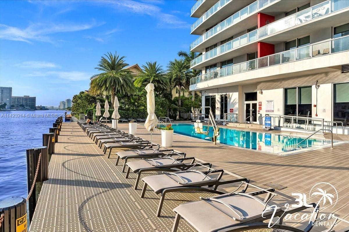 2602 E Hallandale Beach Blvd Unit R2005B, Hallandale Beach, FL 33009