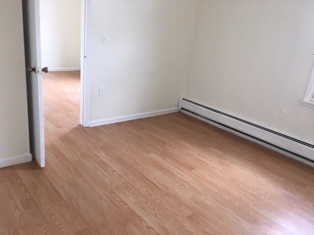 Foto del edificio - 409 N 3rd St
