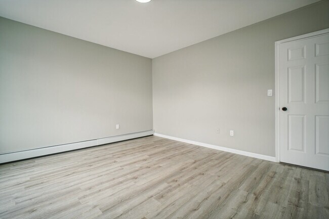 Foto del edificio - 125 Kearney Ave