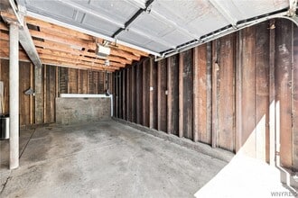 Building Photo - 250 West Ave