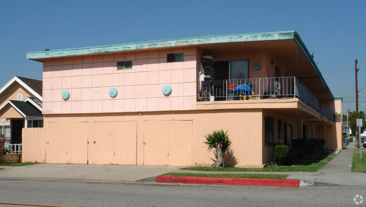 Primary Photo - 6303 Marbrisa Ave