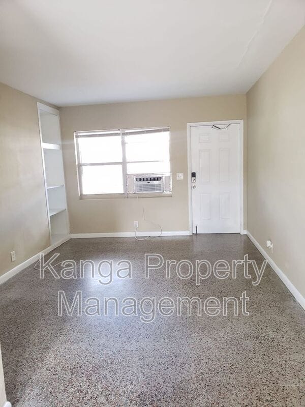 Foto del edificio - 3718 Henry Ave