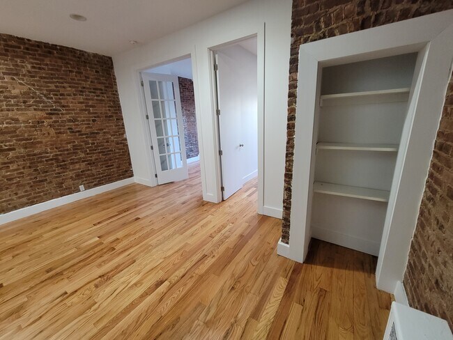 Foto del edificio - 1486 Bedford Ave