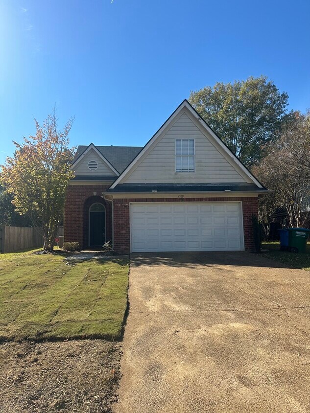 Primary Photo - 5379 Evening Mist Dr