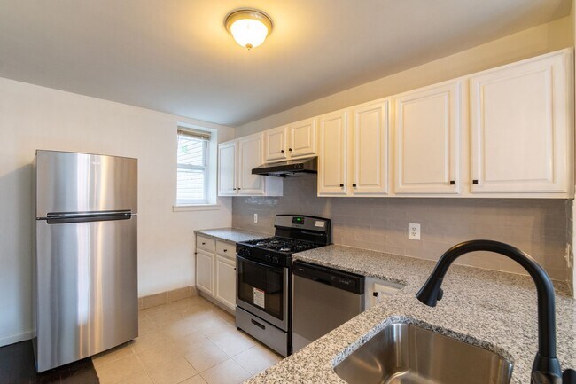 Foto del edificio - 305 N 41st St