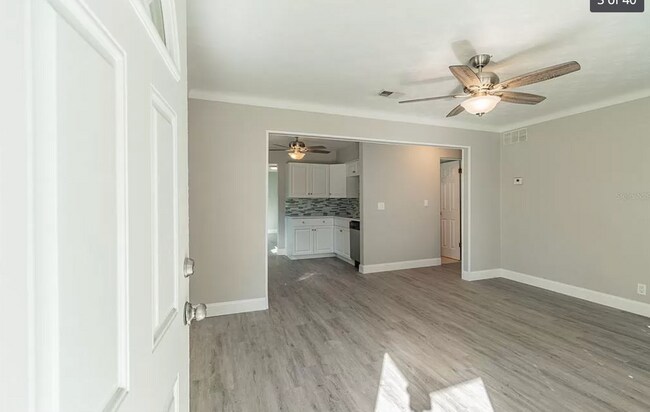 Sala/comedor - 4012 21st St N