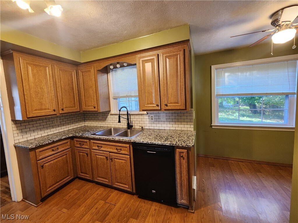 2320 Wrenford Rd University Heights, OH 44118 – photo 5