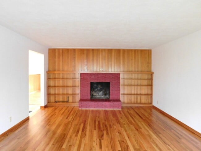 Foto del edificio - 3Bd/1.5Ba Single Story House - Available S...