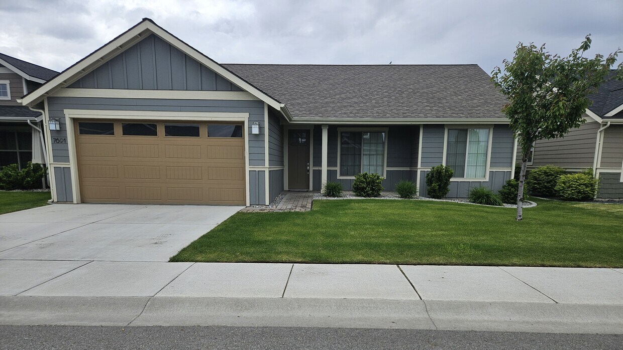 Foto principal - 7691 N Coneflower St
