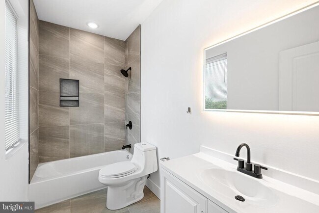 Foto del edificio - 929 N 40th St