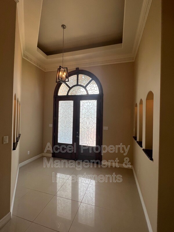 Foto del edificio - 2110 E 21st St