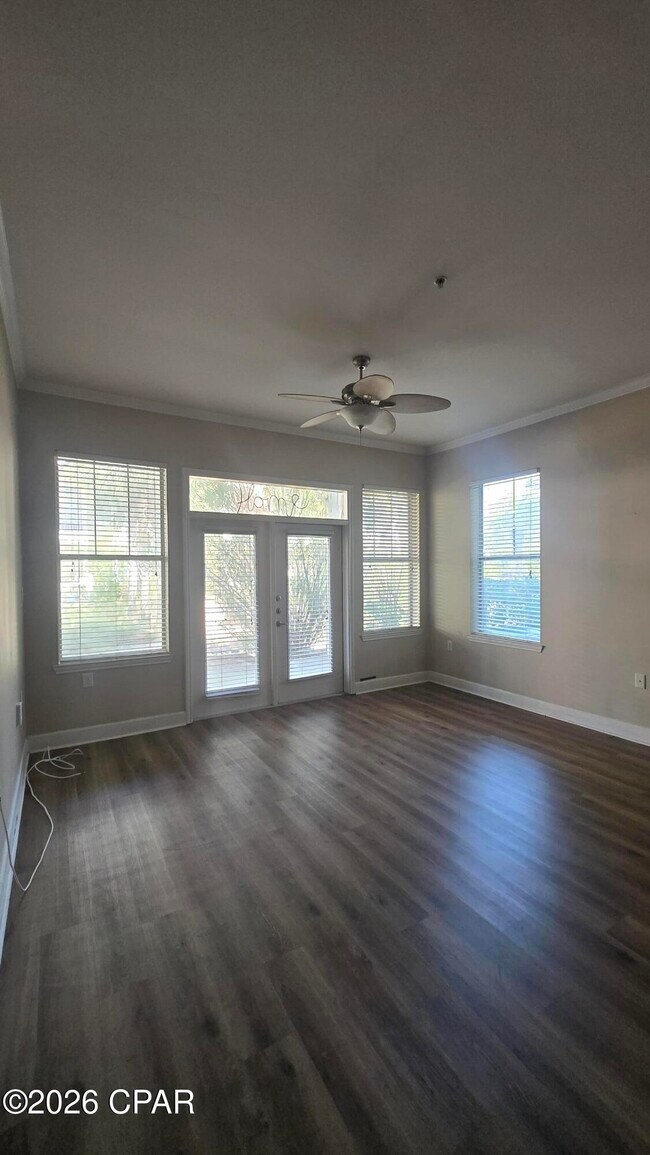Foto del edificio - 8700 Front Beach Rd