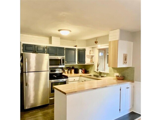 Foto del edificio - 3312 Xenwood Ave S