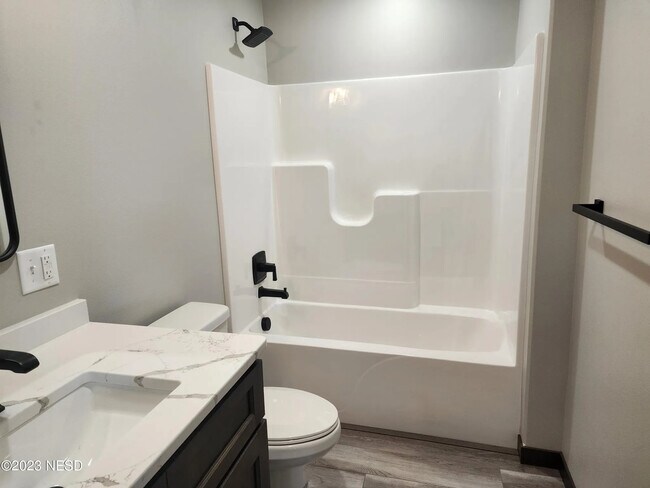 Extra Bath - 1821 3rd St NW