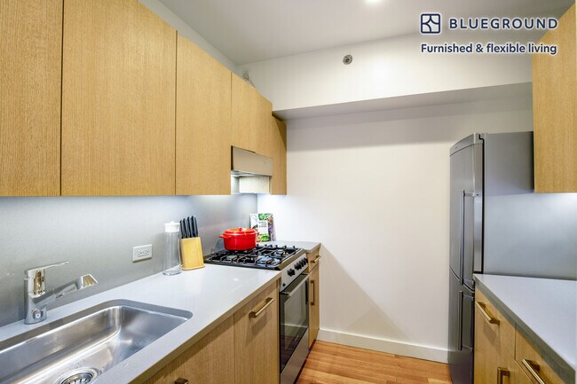 Foto del edificio - 101 W 15th St