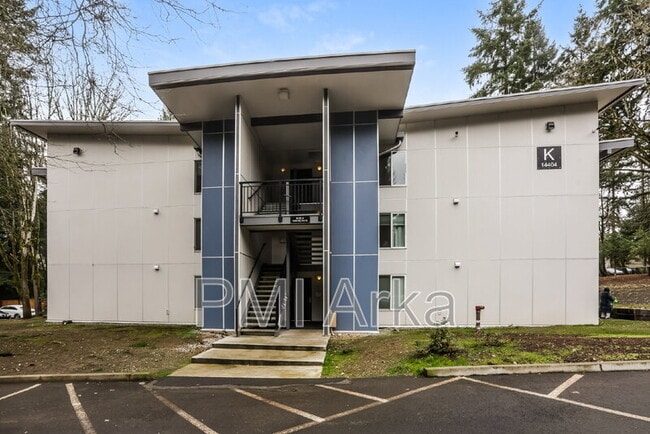 Foto del edificio - 14404 NE 31st St