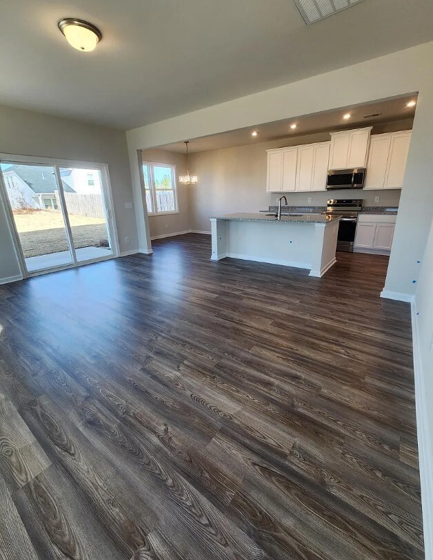 Building Photo - 645 Count Fleet Ct