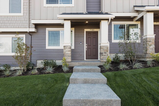 Foto del edificio - 7582 NW Elise Ave