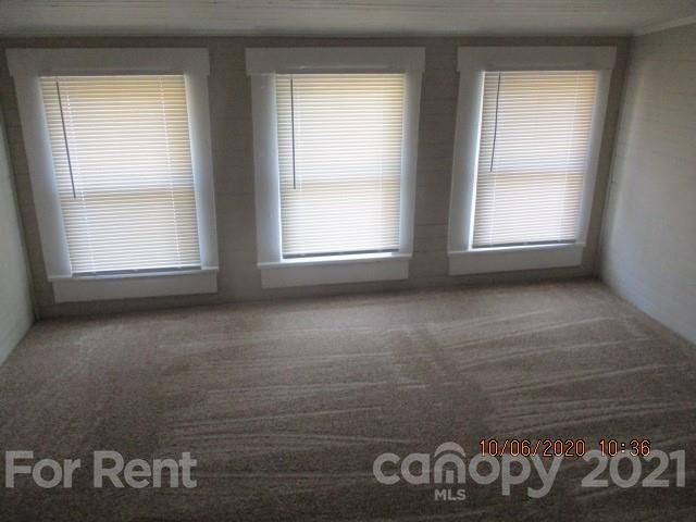 Building Photo - 1012 E 36th St