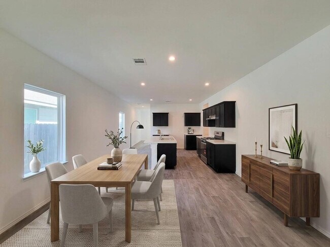 Foto del edificio - 14108 Upper Gardenia Ln