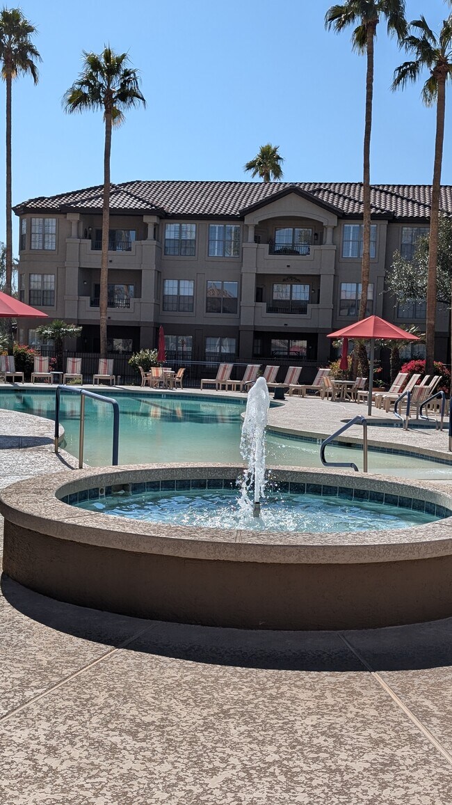 Foto del edificio - 14950 W Mountain View Blvd