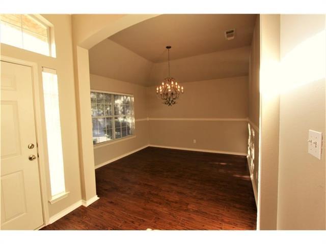 Building Photo - 1913 Briarwyck Ct