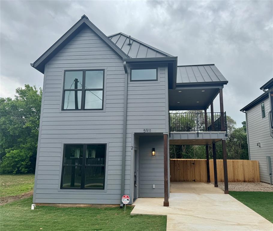 Foto principal - 5911 Coventry Ln