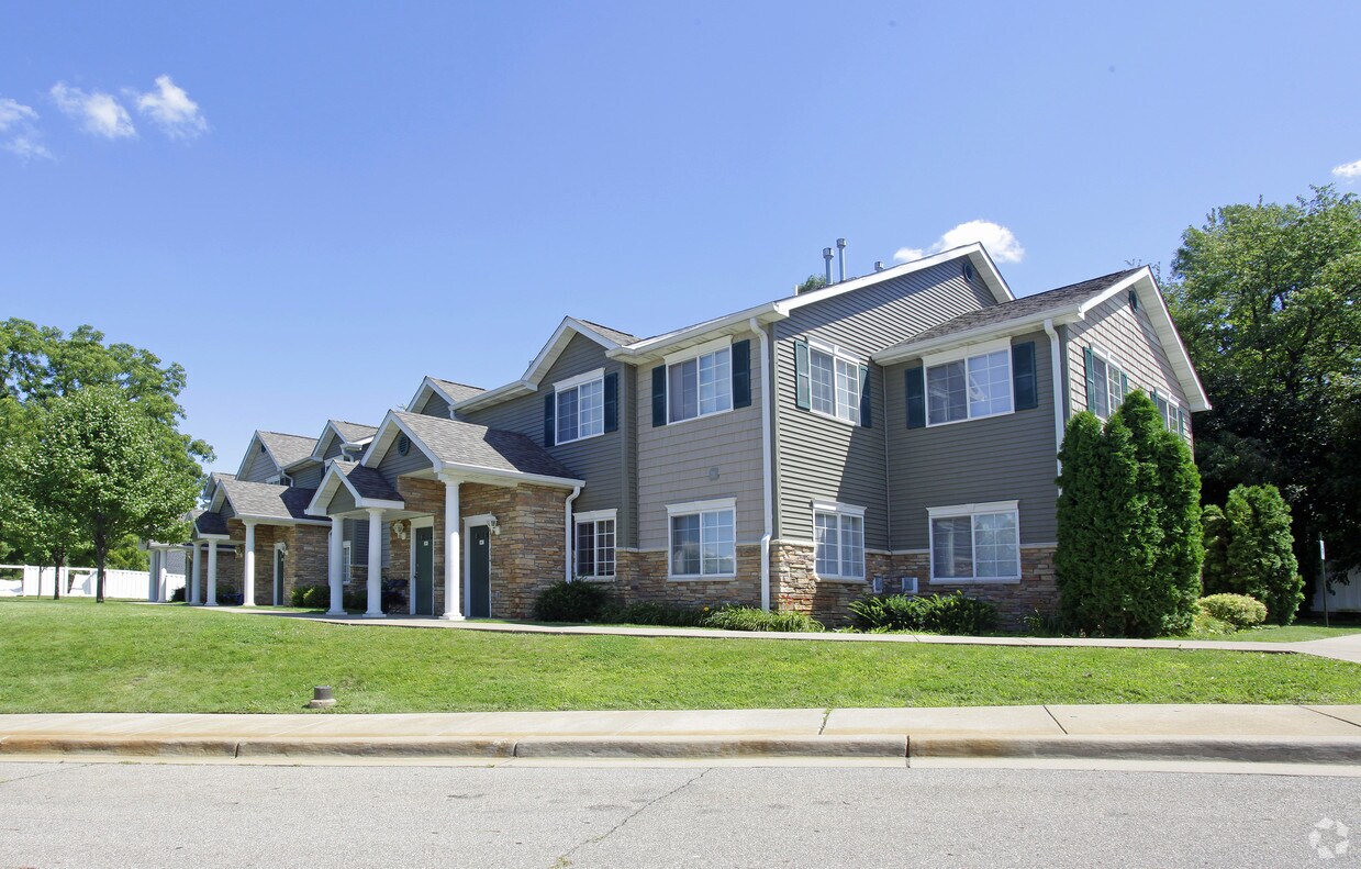 Kalamazoo Village Apartments Kalamazoo, MI