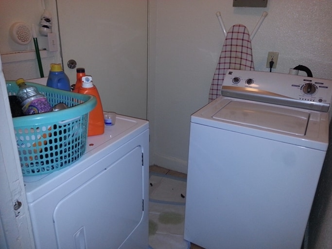 Laundry Room - 4268 Dalton Ave