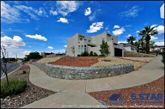 Building Photo - 1401 Maple Ridge Way