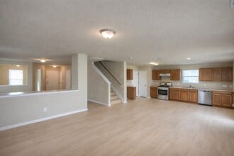 Building Photo - 3554 Garrison Run Dr