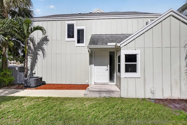 Foto del edificio - 6391 Riverwalk Ln