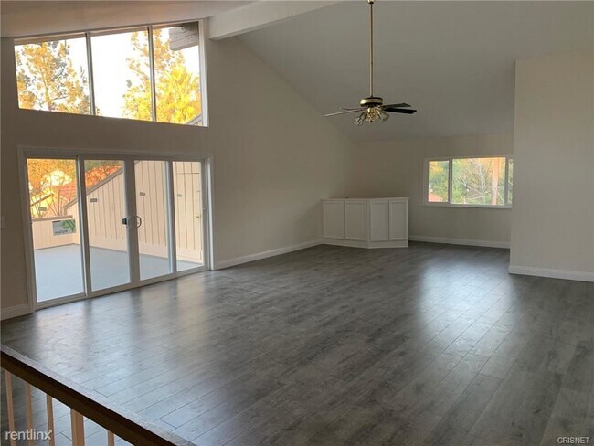 Foto del edificio - 5 br, 3.5 bath House - 19642 Ballinger St