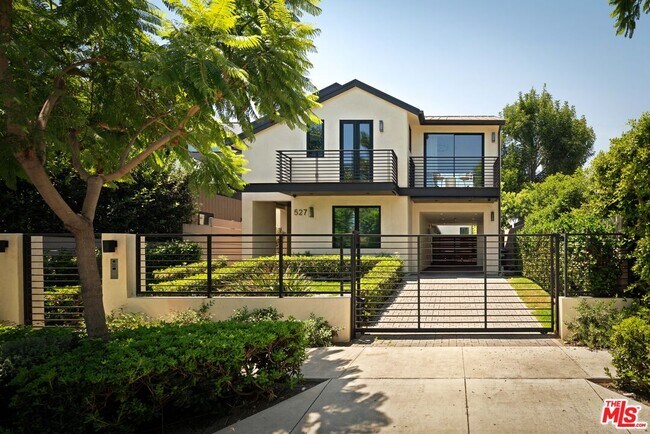Foto del edificio - 527 Norwich Dr