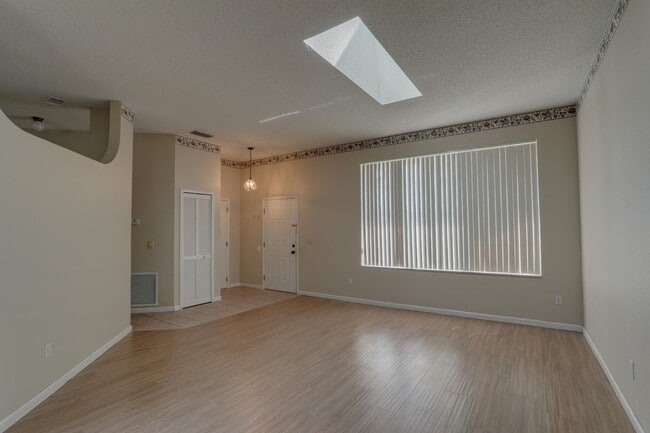 Building Photo - 12132 Dyson Court